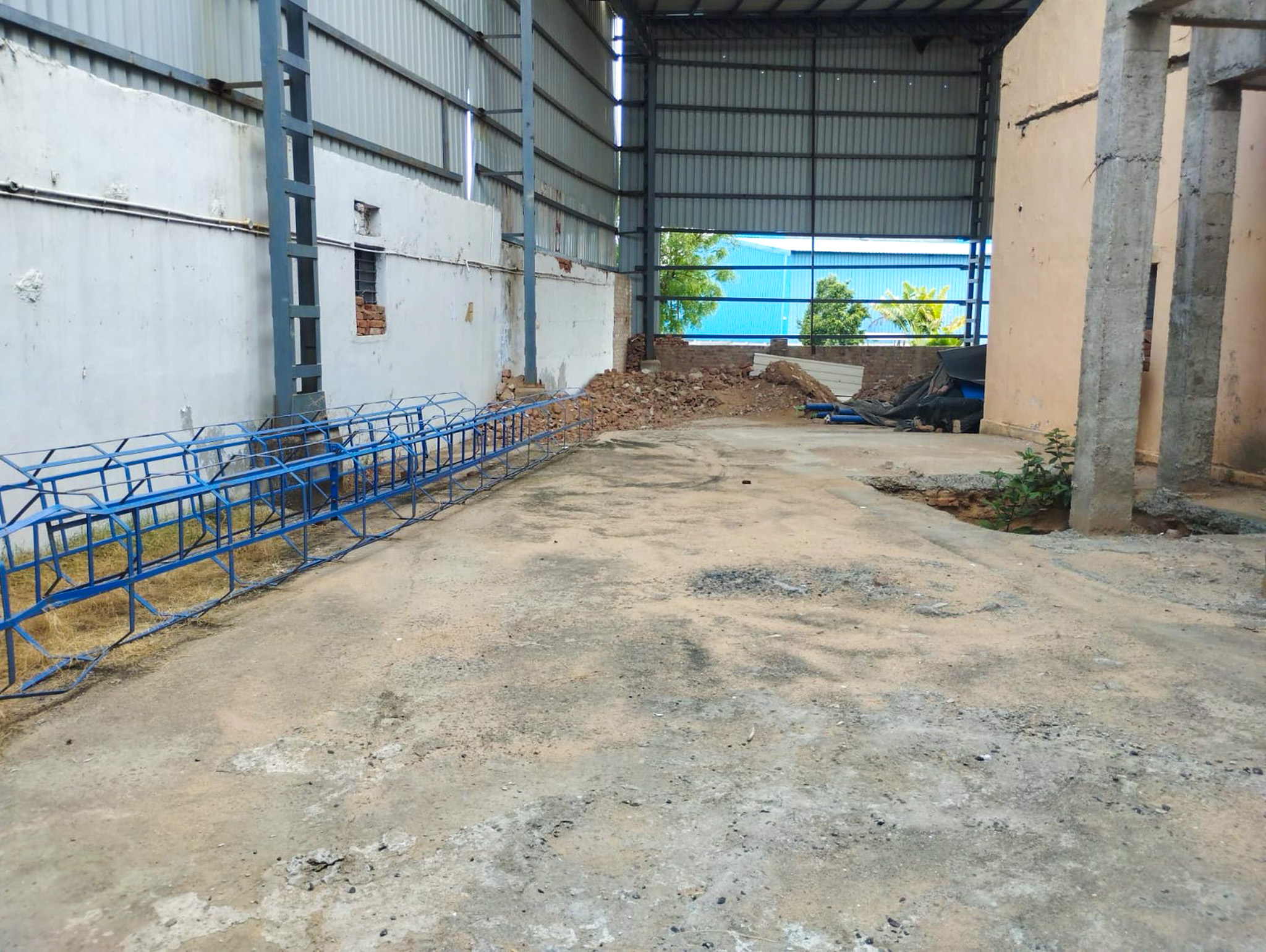 Industrial Plot with Factory Building for sale in VILLAGE BUDASAN, KADI, MEHSANA Kadi — photo 4