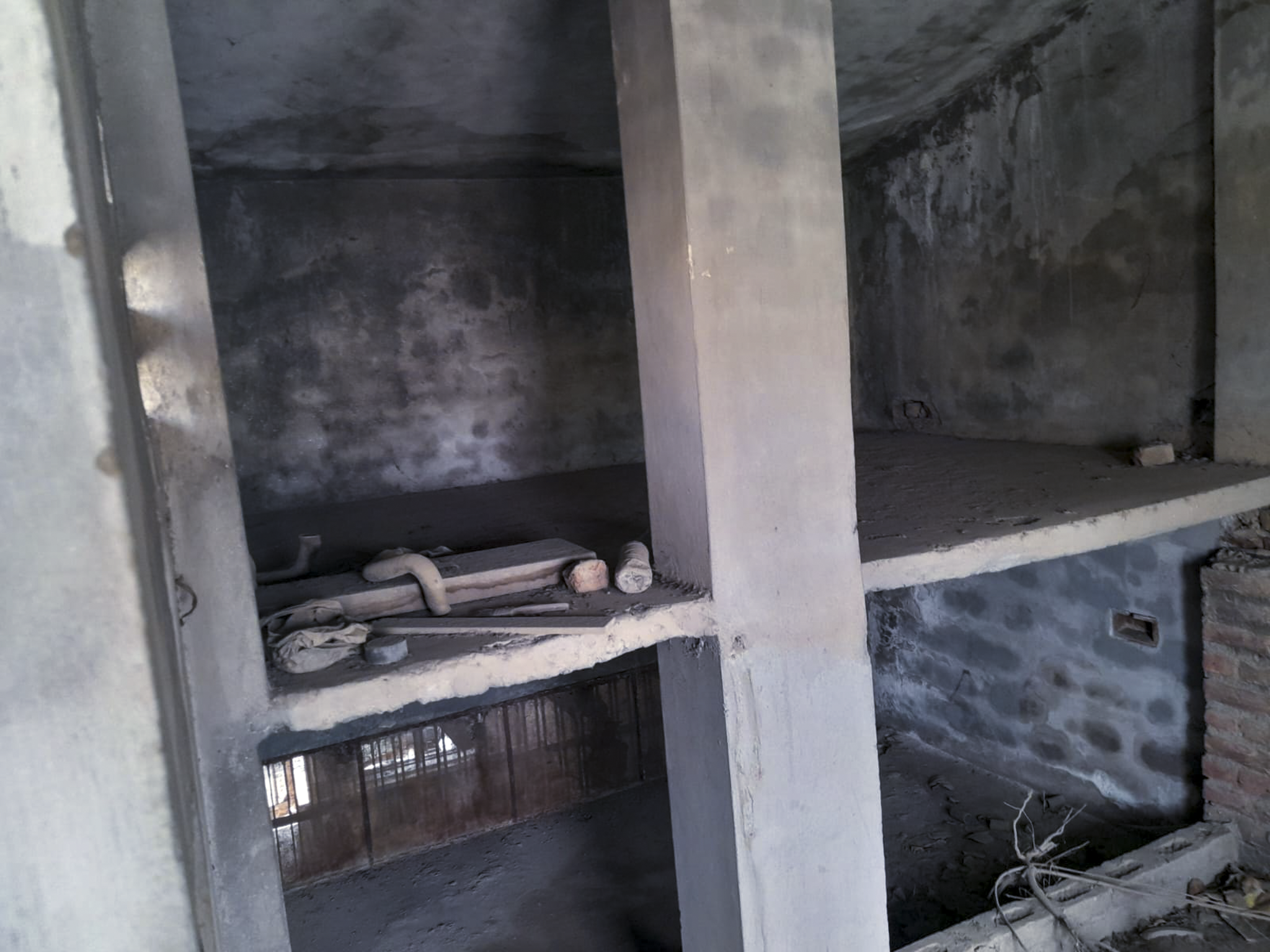 2016 square yard Individual House for sale in Double storey building, Aarewali Gali, Haibowal Kalan, Ludhiana, Haibowal Kalan, Durgapuri, Ludhiana Ludhiana — photo 16