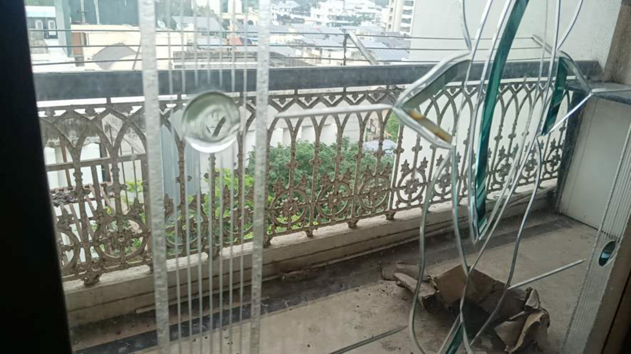 4 BHK Flat for sale in SURYA ENCLAVE, Surya Enclave Apartment Opp Bank of Baroda, City Light Road,Surat Chalthan — photo 22